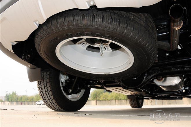 2012款 智尊版 綠靜2.0T自動(dòng)兩驅(qū)超豪華型