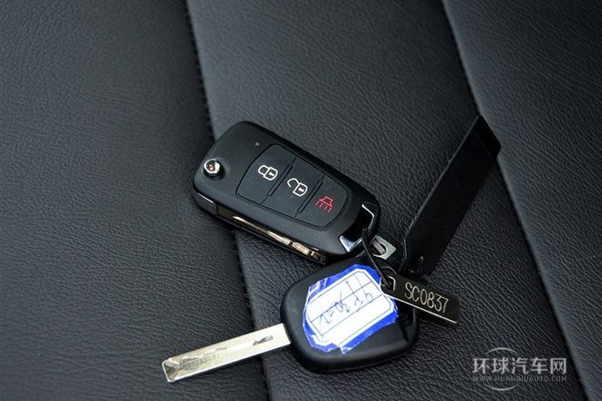 2012款 智尊版 綠靜2.0T自動兩驅(qū)超豪華型