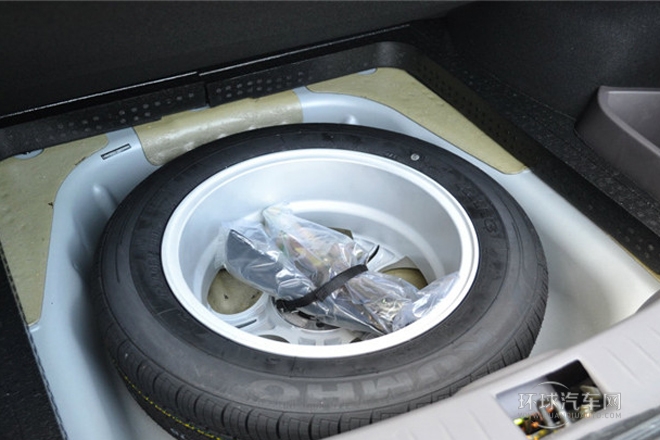 2013款 三廂 1.5L 手動(dòng)精英型