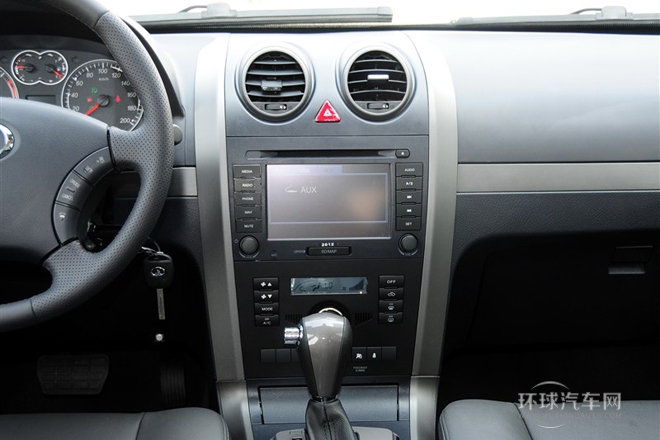 2012款 智尊版 綠靜2.0T自動兩驅(qū)超豪華型