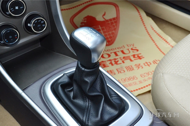 2013款 三廂 1.5L 手動精英型