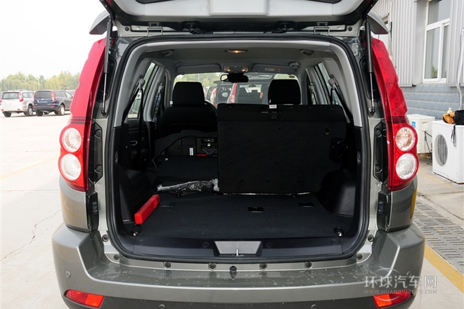 2012款 智尊版 綠靜2.0T自動(dòng)兩驅(qū)舒適型