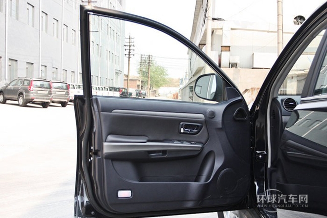 2012款 歐風版 綠靜2.0T手動兩驅舒適型