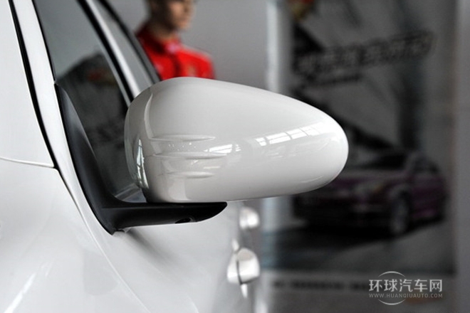 2013款 兩廂 1.5L 手動精英型