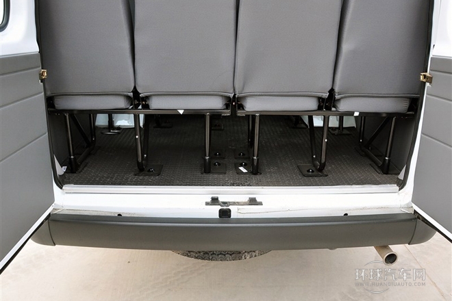 2013款 2.8T柴油后雙胎加長軸高頂國IV