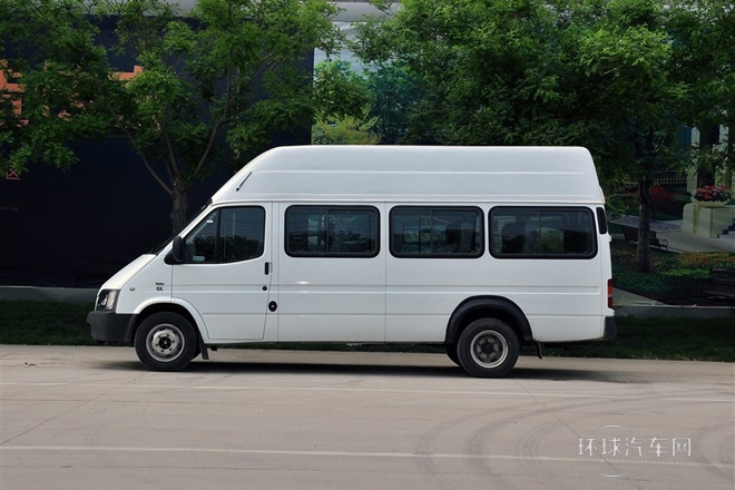 2013款 2.8T柴油后雙胎加長軸高頂國IV