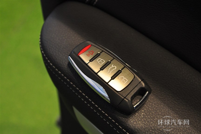 2014款 2.0T 四驅標準型