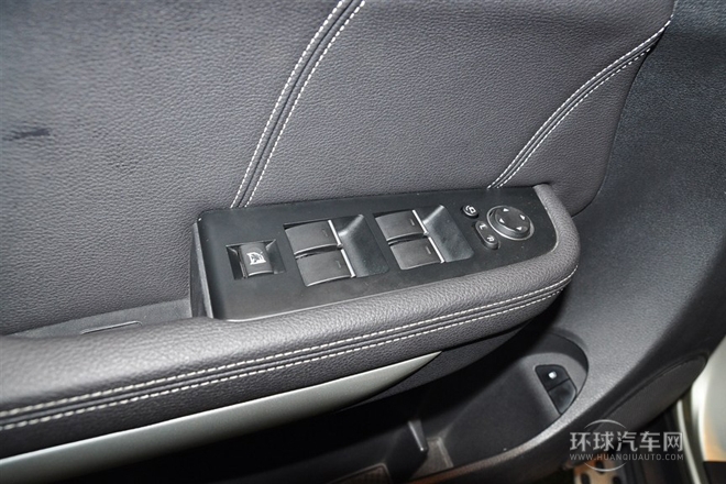 2014款 2.0T 四驅(qū)標(biāo)準(zhǔn)型