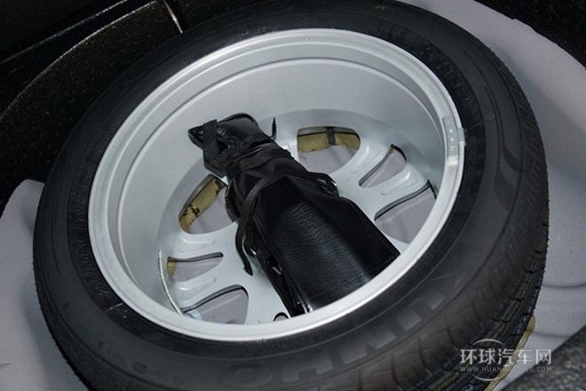 2012款 Sportback 1.8L 手動尊貴型