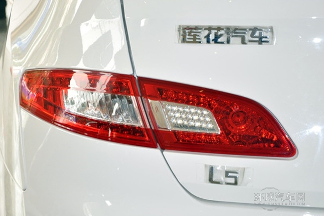 2012款 Sportback 1.8L 自動(dòng)風(fēng)尚版