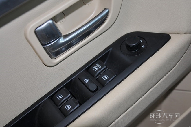 2012款 Sportback 1.8L 自動尊貴型