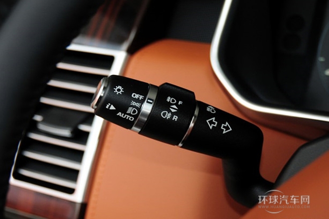 2014款 5.0 V8 SC AB 尊崇創世加長版