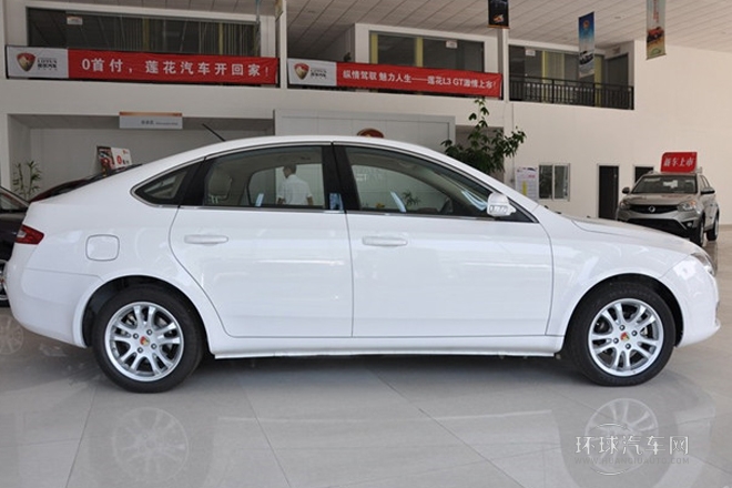 2012款 Sportback 1.8L 自動(dòng)尊貴型