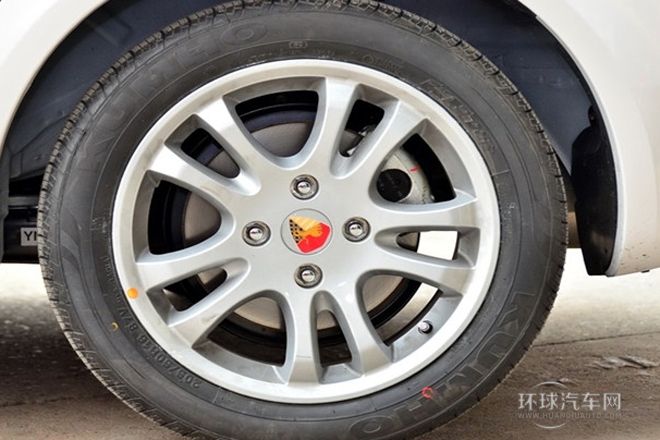 2012款 三廂 1.8L 手動風尚版