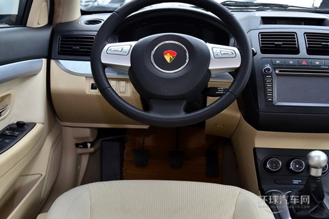 2012款 三廂 1.8L 手動風尚版