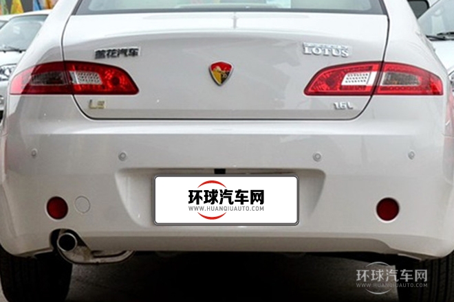 2012款 三廂 1.8L 手動(dòng)風(fēng)尚版