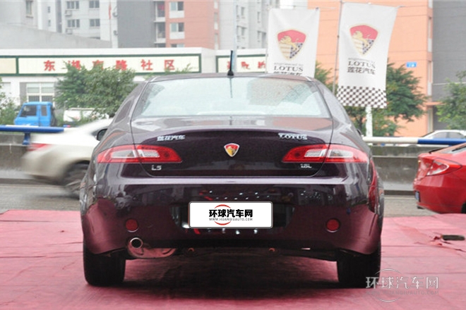 2012款 三廂 1.8L 手動尊貴型