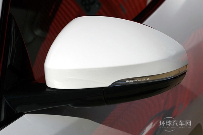 2015款 5.0T R 硬頂版