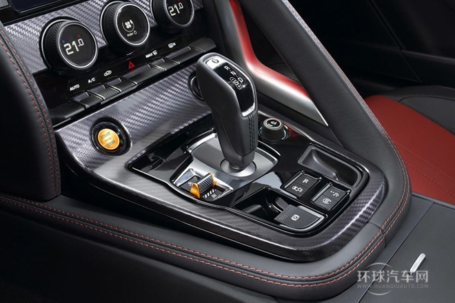 2015款 5.0T R 硬頂版