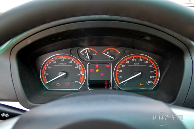 2012款 三廂 1.8L 自動尊貴型