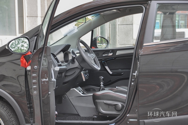 2014款 1.5L 手動豪華型