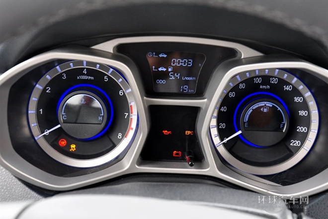 2014款 1.5L 手動豪華智能型