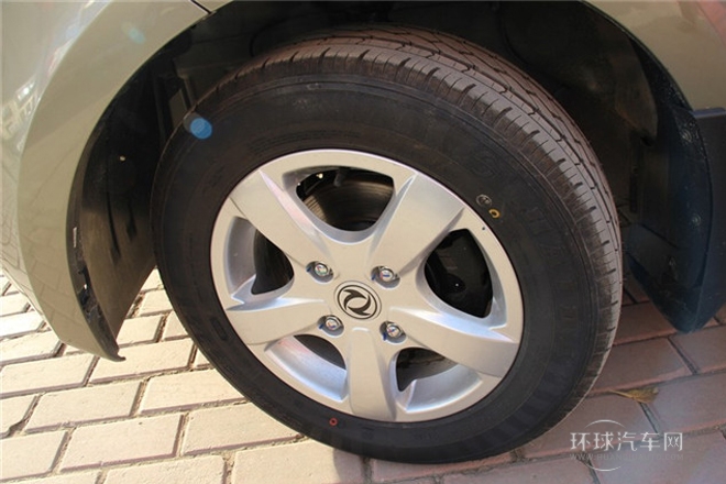 2013款 1.5L舒適型DK15