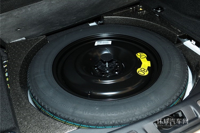 2013款 2.2T 5門(mén)柴油版