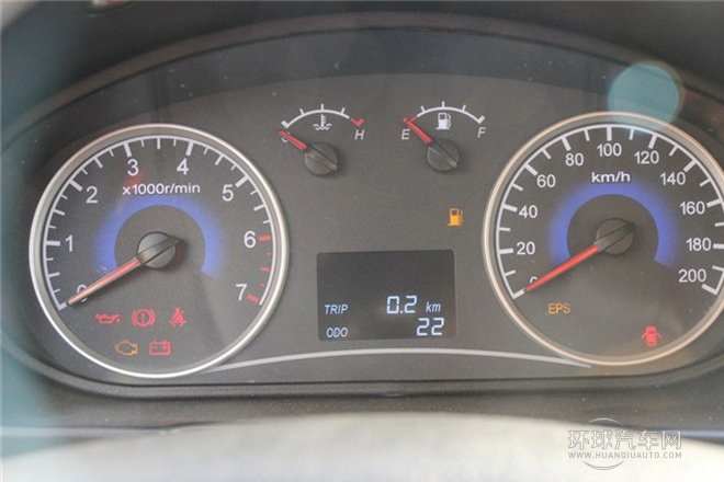 2013款 1.5L舒適型DK15