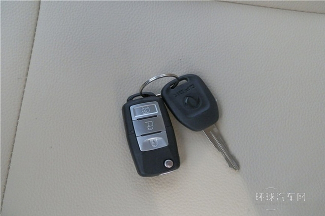 2013款 1.5L精典型DK15