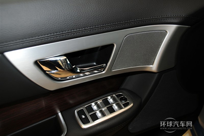 2014款 XF 2.0T 風(fēng)華版