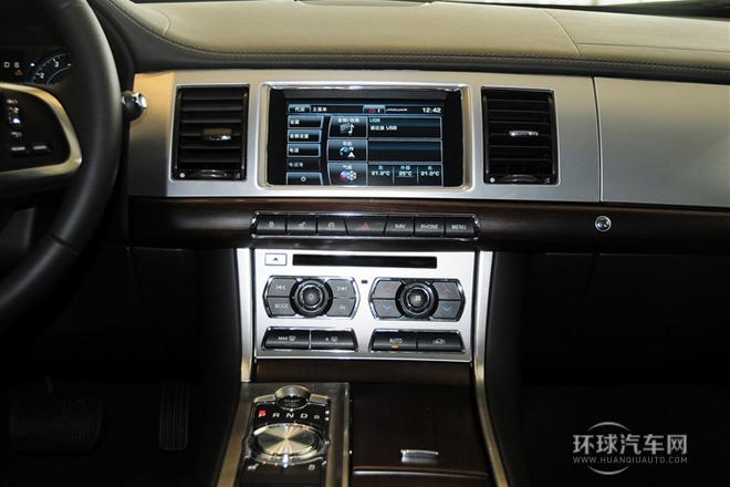 2014款 XF 2.0T 風華版