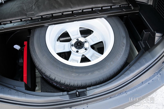 2013款 2.0L 手動兩驅(qū)都市版