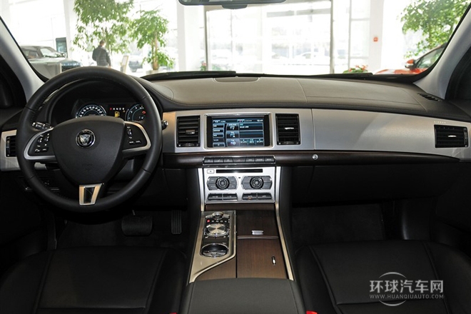 2014款 XF 2.0T 風華版