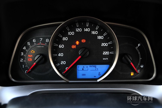 2013款 2.0L 手動兩驅都市版