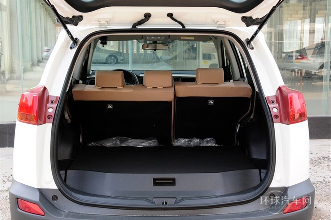 2013款 2.0L CVT兩驅都市版