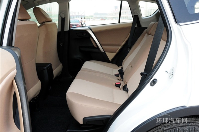 2013款 2.0L CVT兩驅都市版