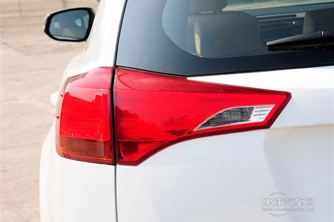 2013款 2.0L CVT兩驅都市版