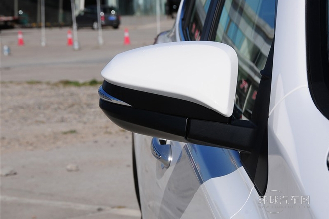 2013款 2.5L 自動四驅精英版