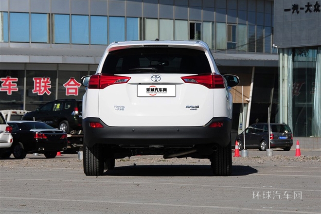 2013款 2.5L 自動(dòng)四驅(qū)精英版