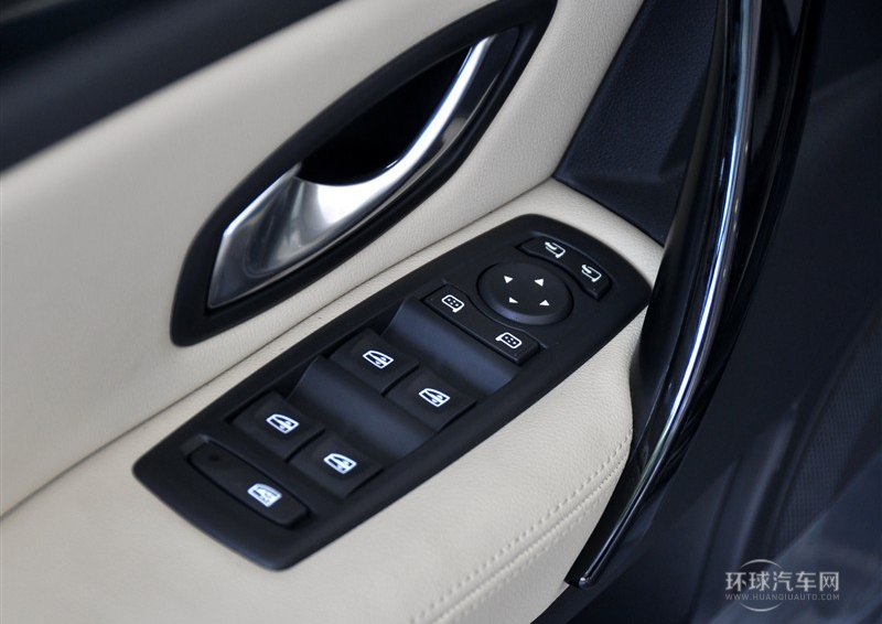 2011款 2.0T 豪華導(dǎo)航版