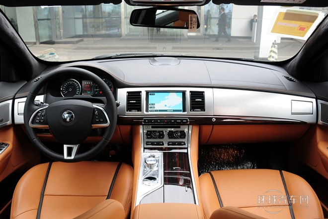 2014款 XF 2.0T 奢華版