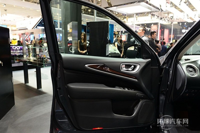 2014款 2.5T Hybrid 四驅全能版