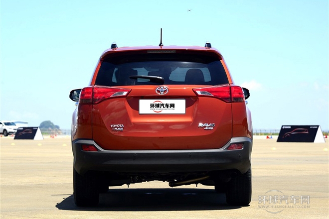 2013款 2.5L 自動四驅(qū)尊貴版