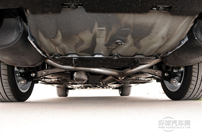 2012款 V6 2.5L Royal 導航版