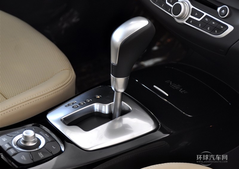 2011款 2.0T 豪華導(dǎo)航版