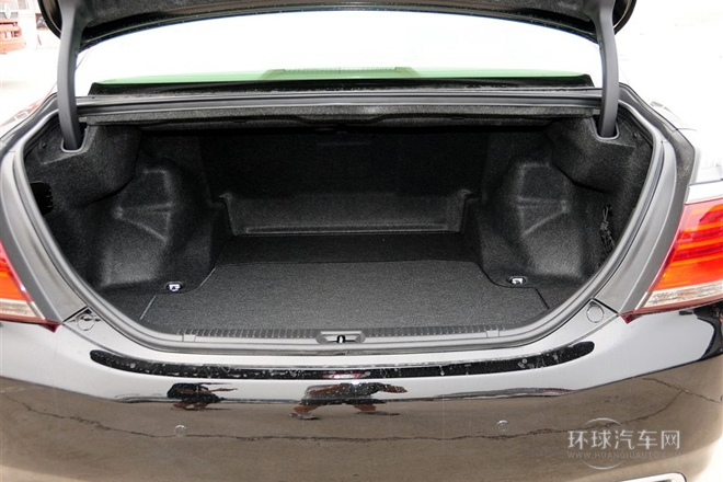 2012款 V6 2.5L Royal 導(dǎo)航版