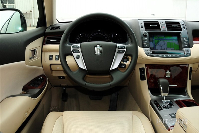 2012款 V6 2.5L Royal 導航版