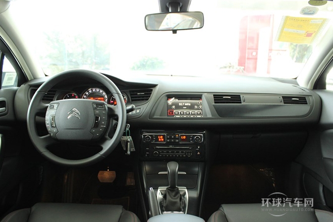 2014款 1.6T 自動尊享型