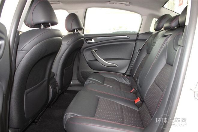 2014款 1.6T 自動尊享型